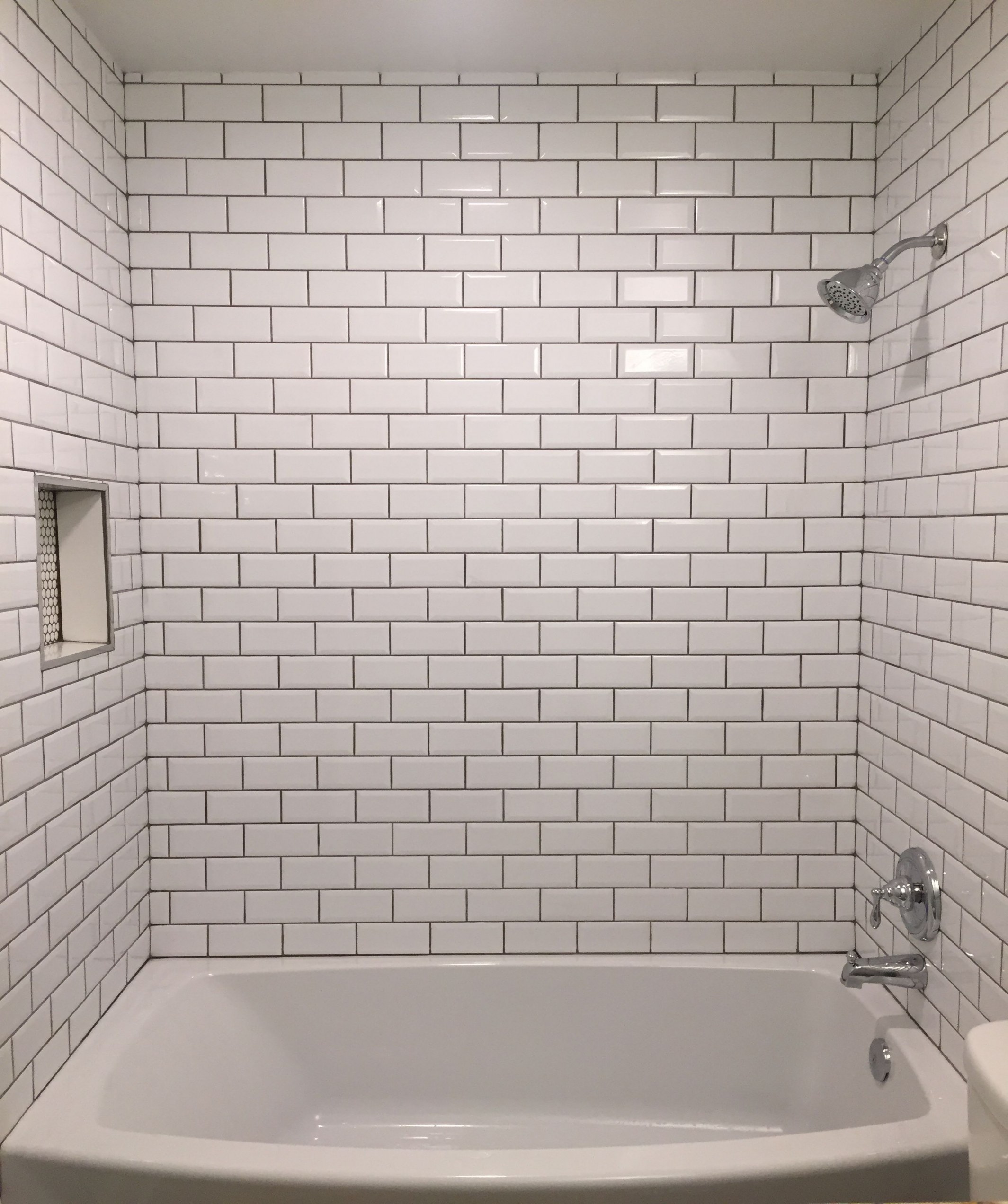 Beveled Subway Tile Backsplash Awesome Subway Tile with White Grout 40 Nice Bevelled Tiles Pattern