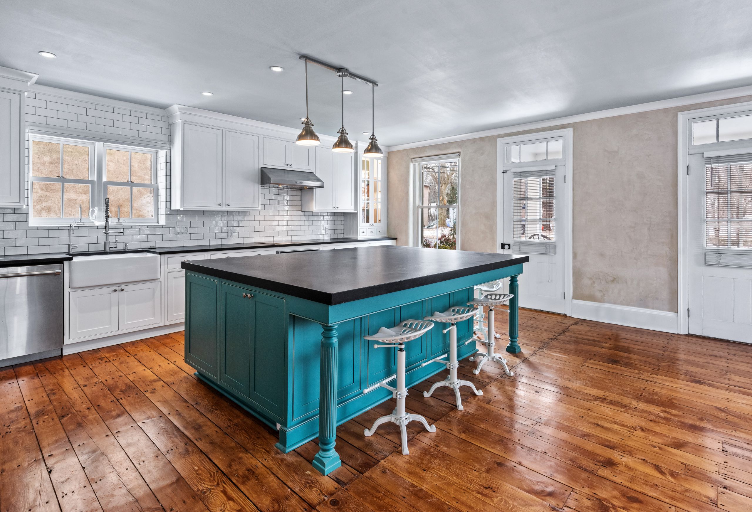 Copper Subway Tile Backsplash Beautiful Traditional Kitchens Designs & Remodeling