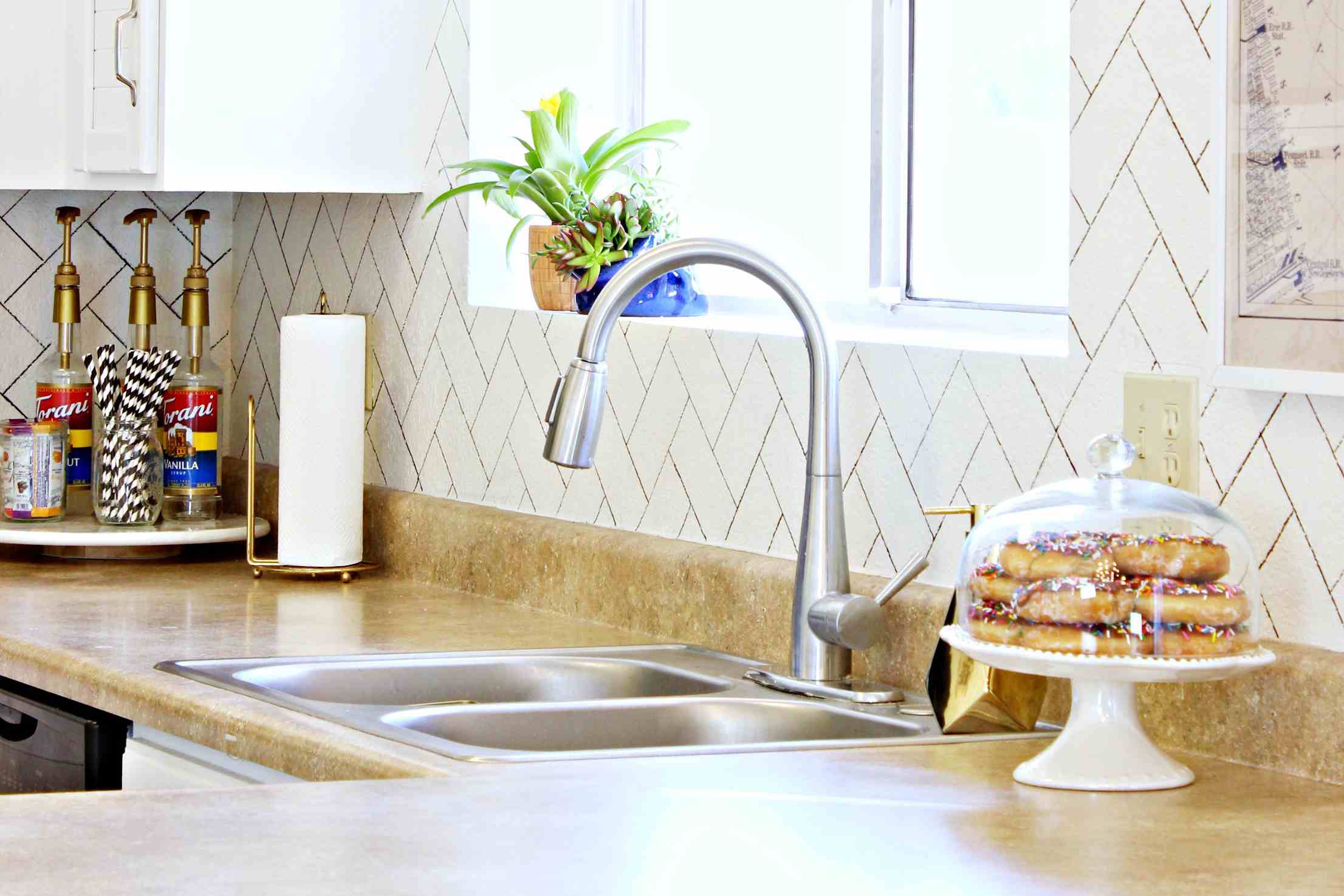 13 Removable Kitchen Backsplash Ideas 2 Sharpie Herringbone kitchen backsplash cc 5929dda45f9b