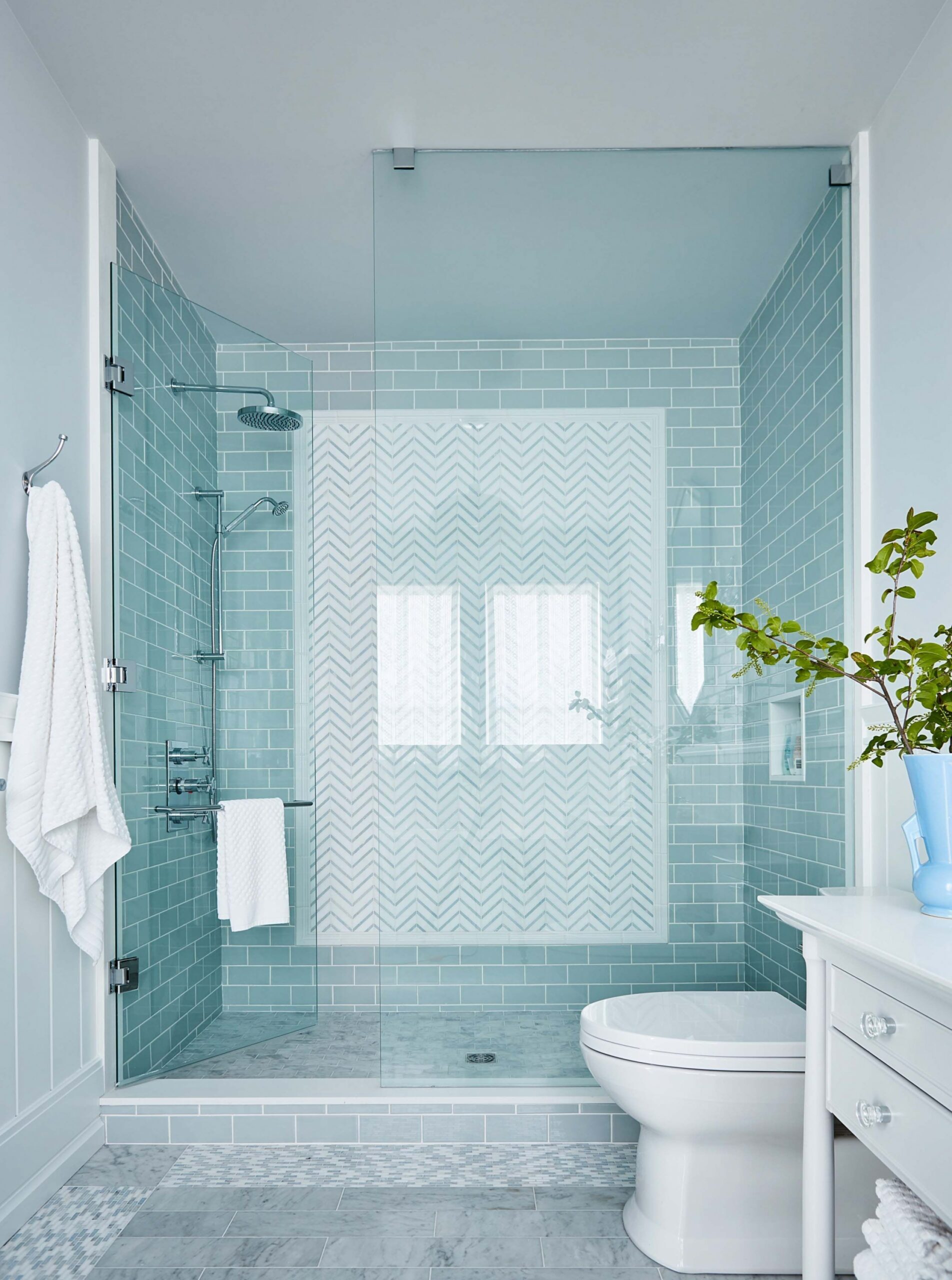 Small Bathroom Design Ideas Useful Guidelines Decorate small bathroom design ideas home ideas shower tile ideas astonishing best small of small bathroom design ideas 1 scaled