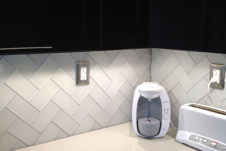 Subway Tile Herringbone Backsplash Elegant Herringbone Pattern White Glass Subway Tile Added Delorean