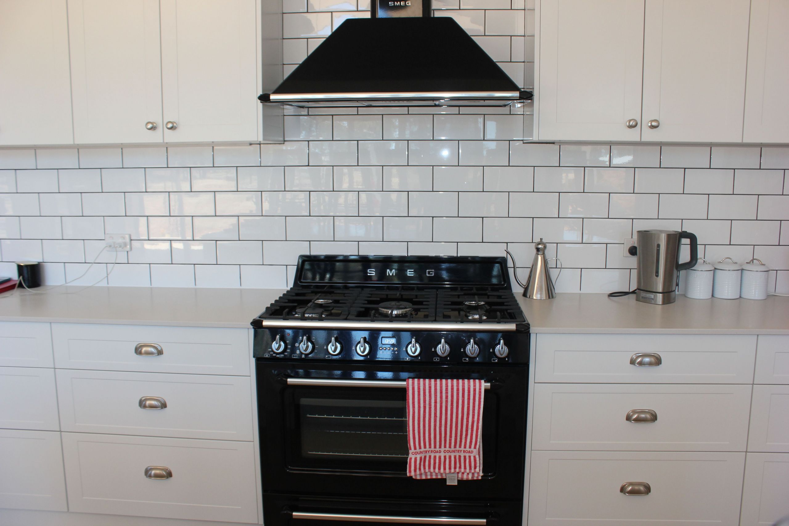 White Subway Tile Backsplash Luxury White Subway Tiles Charcoal Grout Black Smeg Victorian