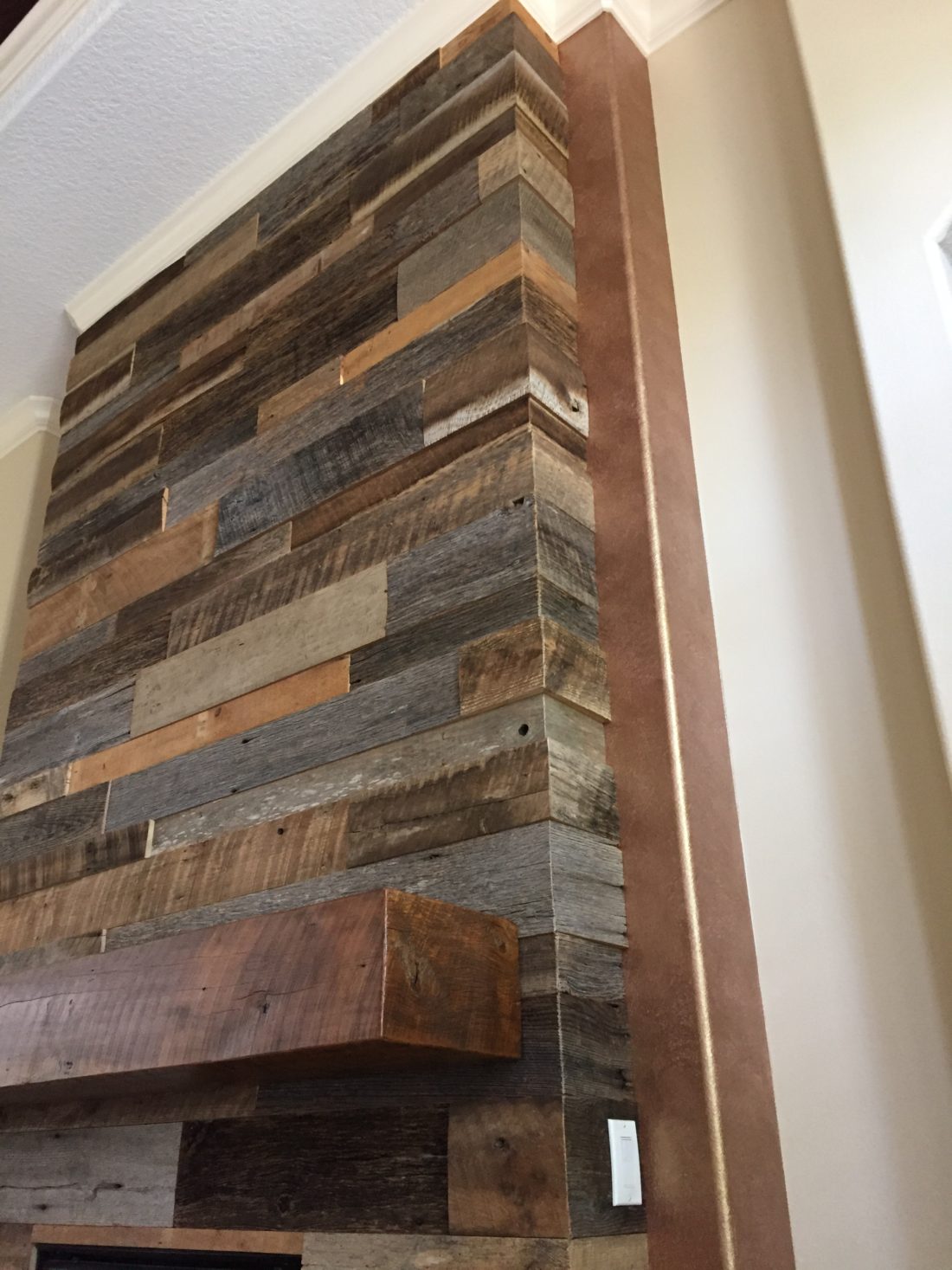 Barnwood Fireplace Awesome Lynn S Reclaimed Wood Accent Wall with Custom Mantle