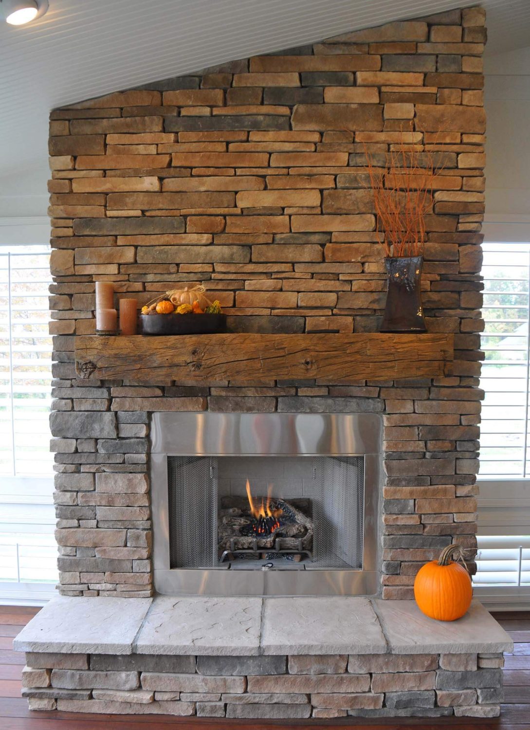 Barnwood Fireplace Beautiful Reclaimed Wood Products Ohio Valley Reclaimed Wood