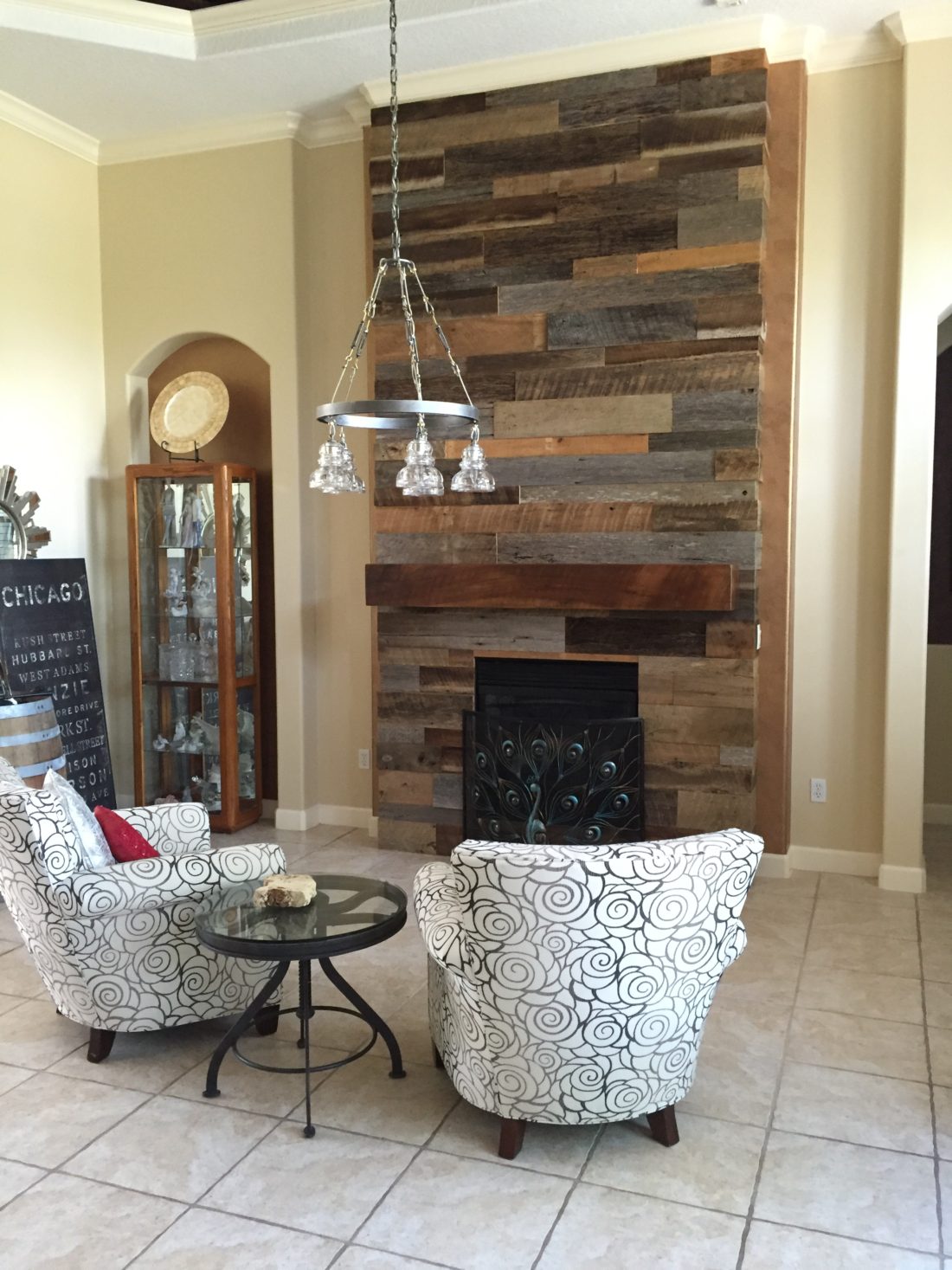 Barnwood Fireplace Lovely Lynn S Reclaimed Wood Accent Wall with Custom Mantle