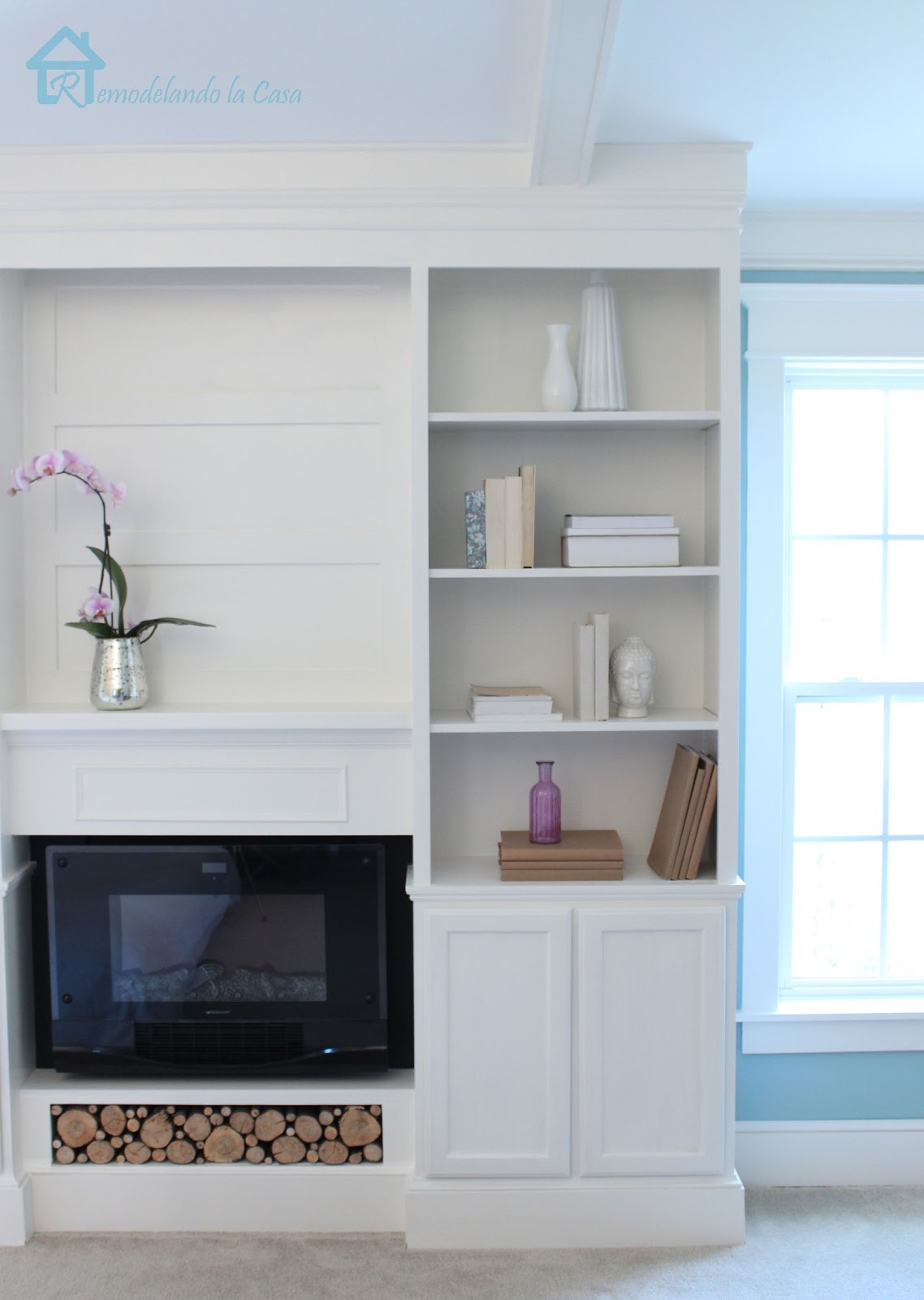 DIY Bookcases for Bedroom Final Reveal Remodelando la Casa DIY Bookcases with fireplace4