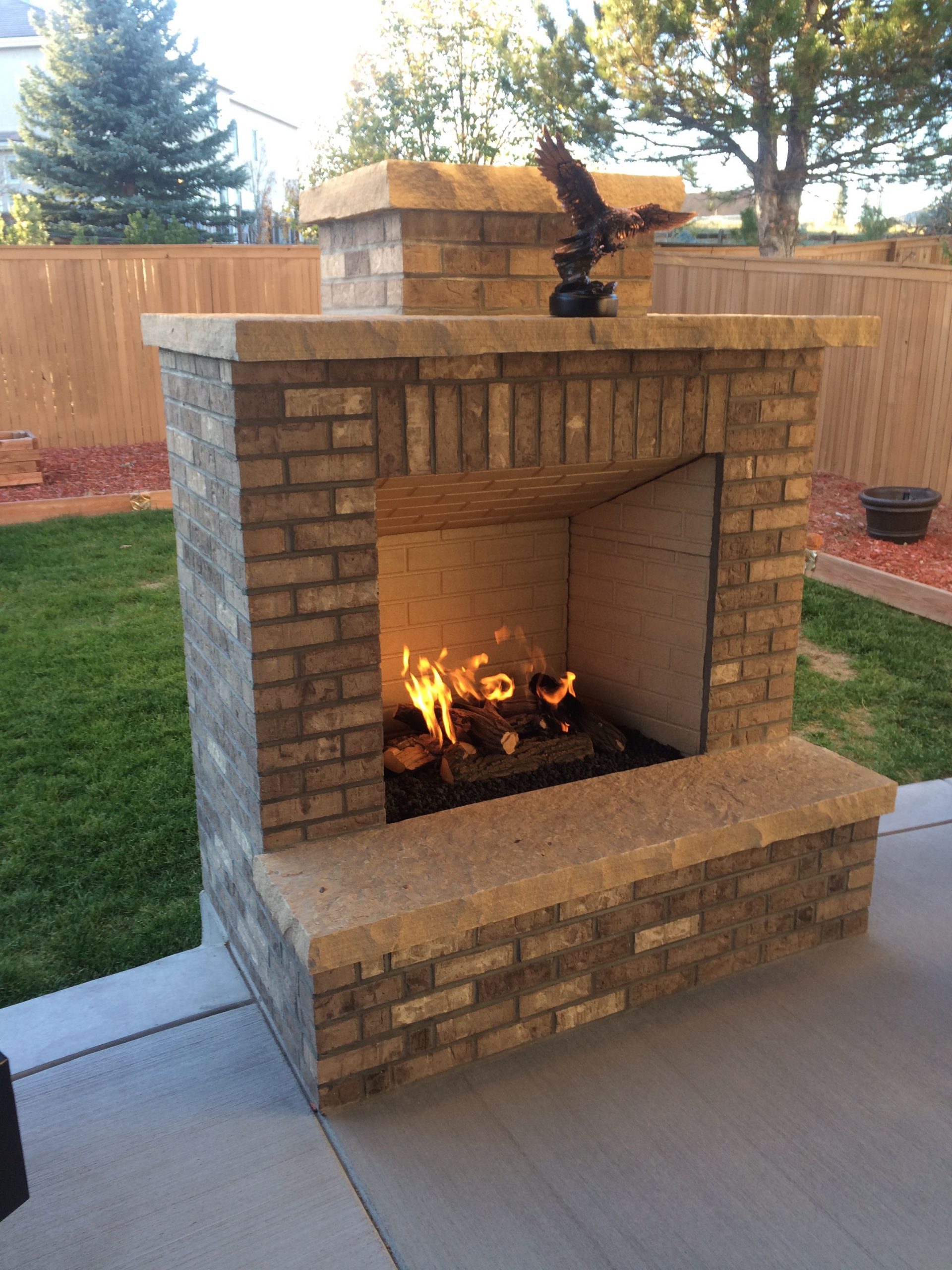 Electric Outdoor Fireplace Fresh Modern Outdoor Fireplace On Concrete Patio