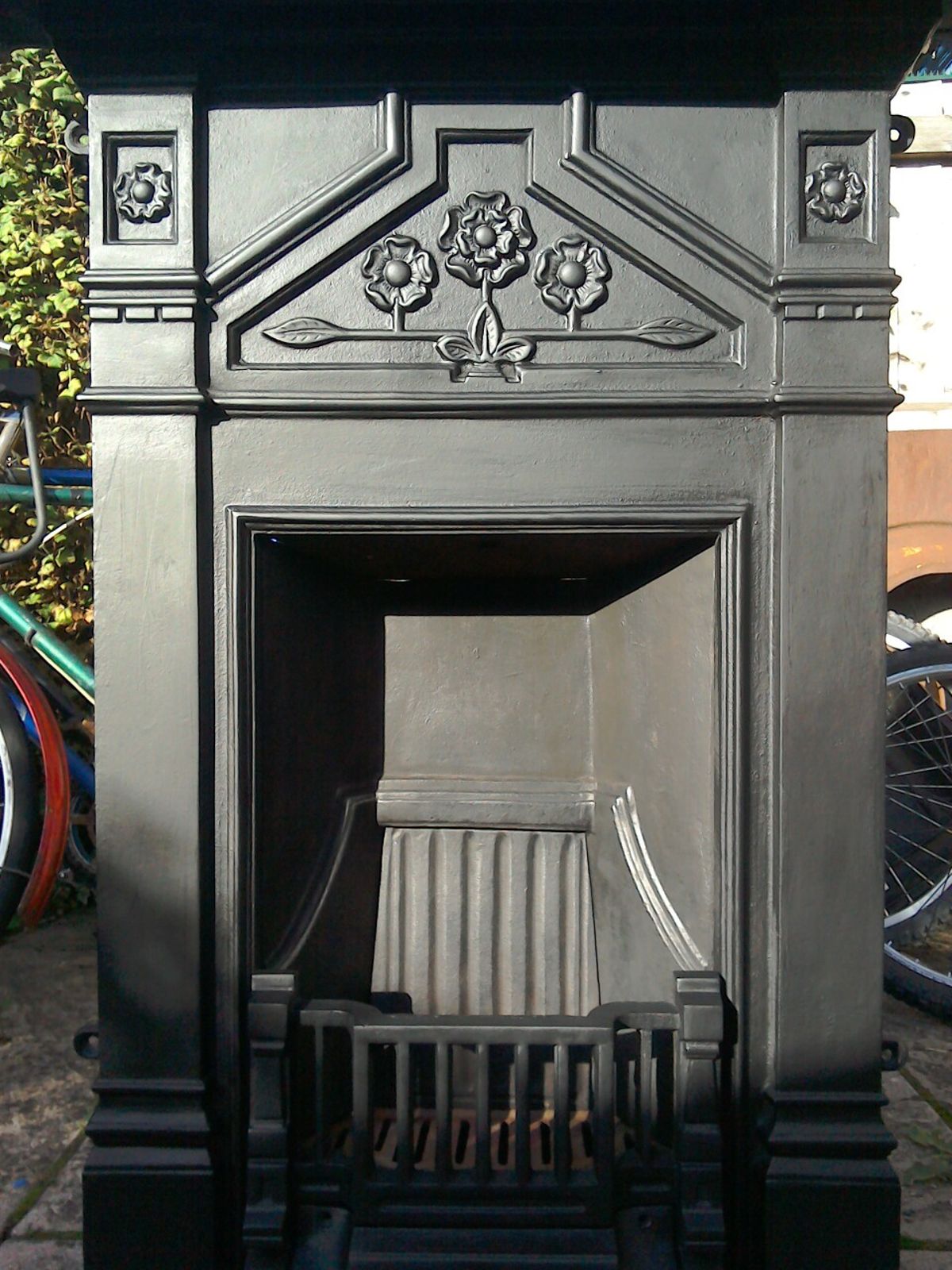 Metal Fireplace Mantel Inspirational Cast Iron Fireplace In Ln5 Lincoln for £150 00 for Sale