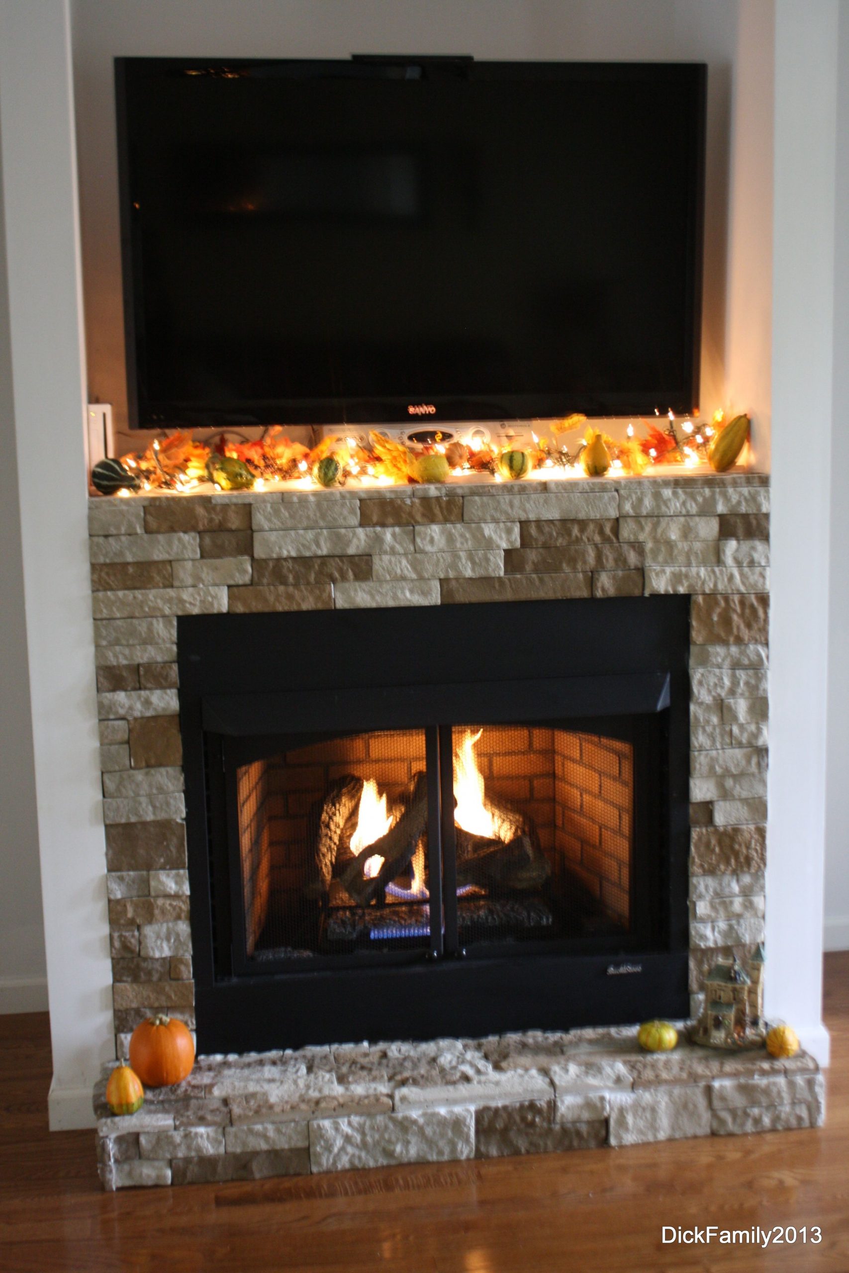 Wall Mount Fireplace Lowes Best Of Our Fireplace Was Built by My Husband Our Stone is Called