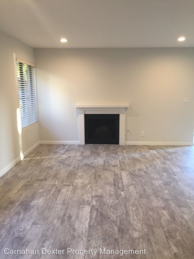 Woodland Hills Fireplace Lovely 3 Br 2 5 Bath House Burbank Blvd 1 House for